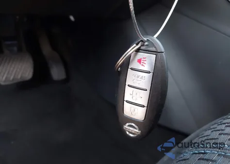 2019 Nissan Sentra Sr z USA, uszkodzony, nr VIN 3N1AB7AP0KY248151